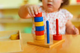 Material Montessori para habilidades matemáticas